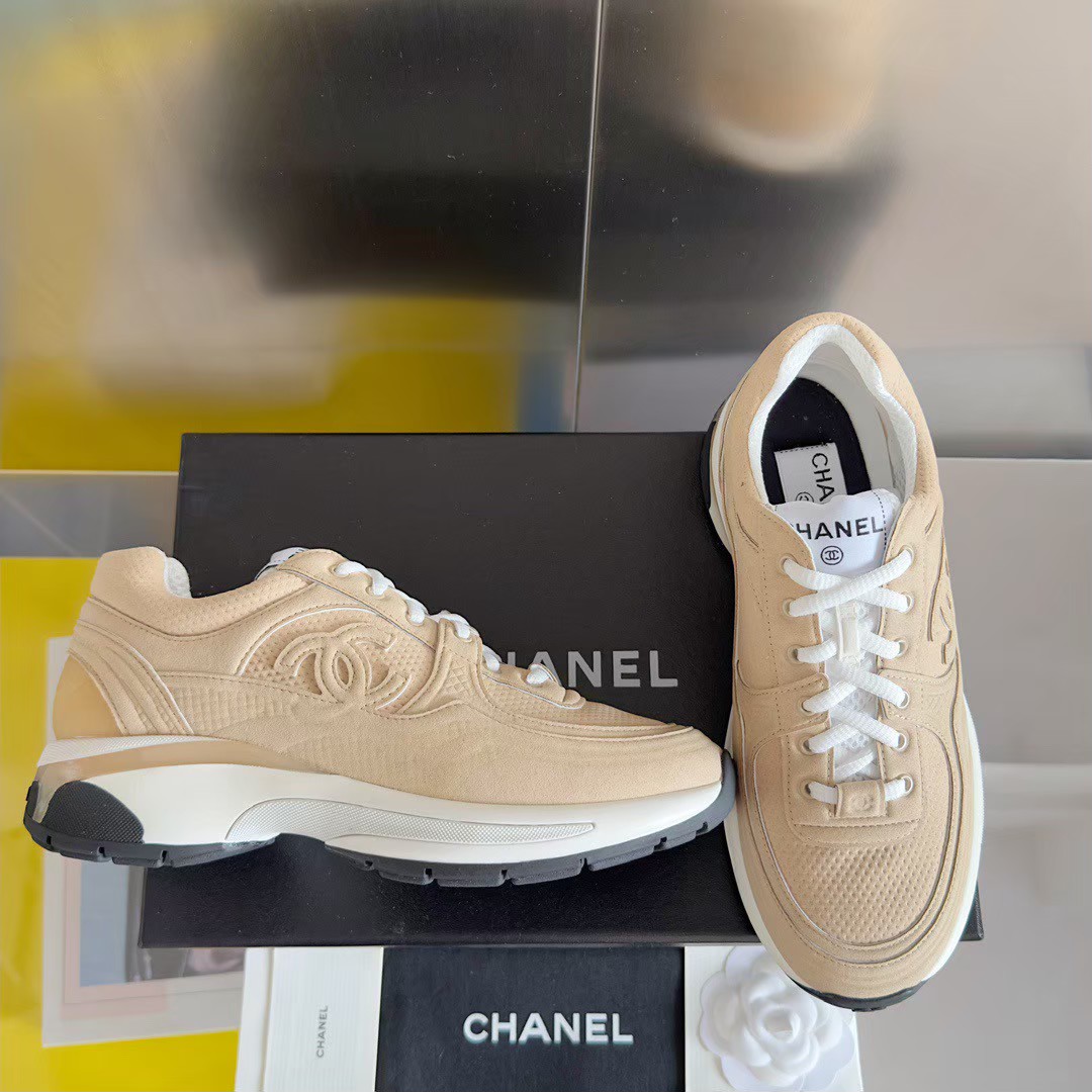 各品牌款式男女鞋