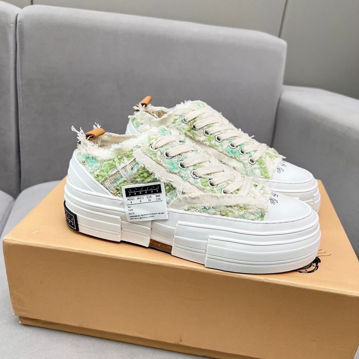 各品牌款式男女鞋