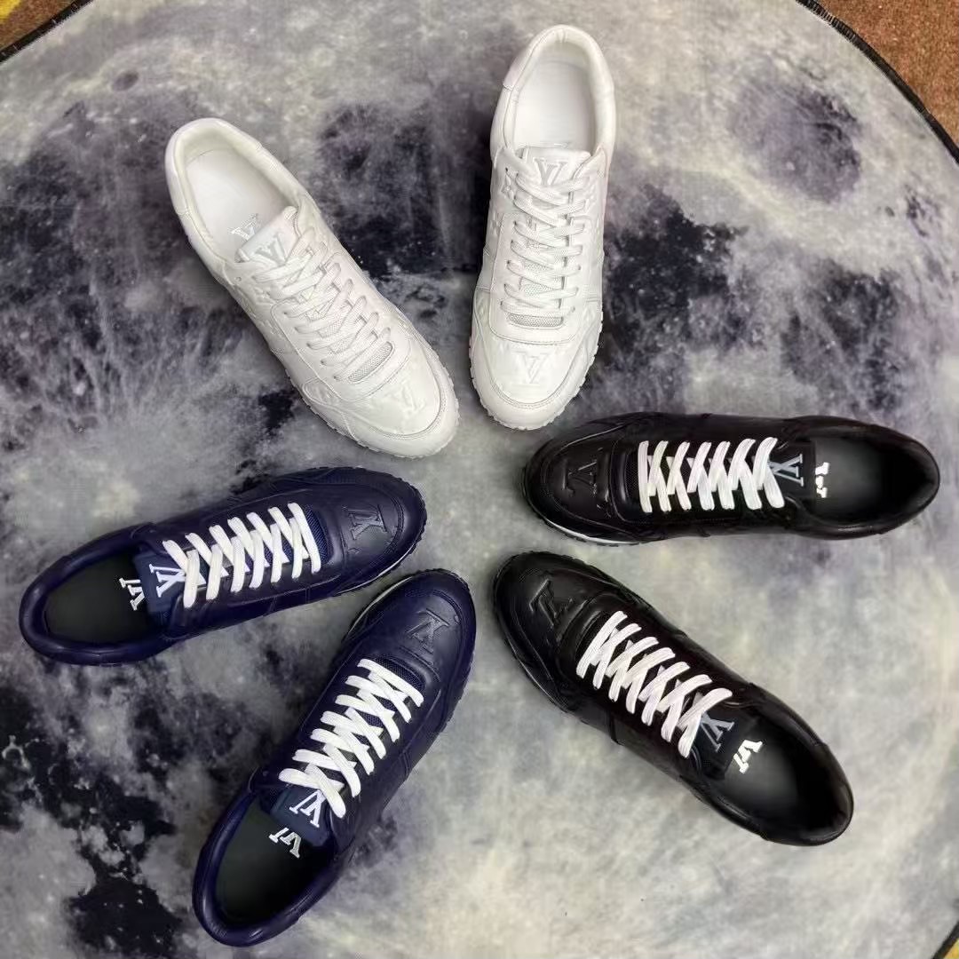 各品牌款式男女鞋