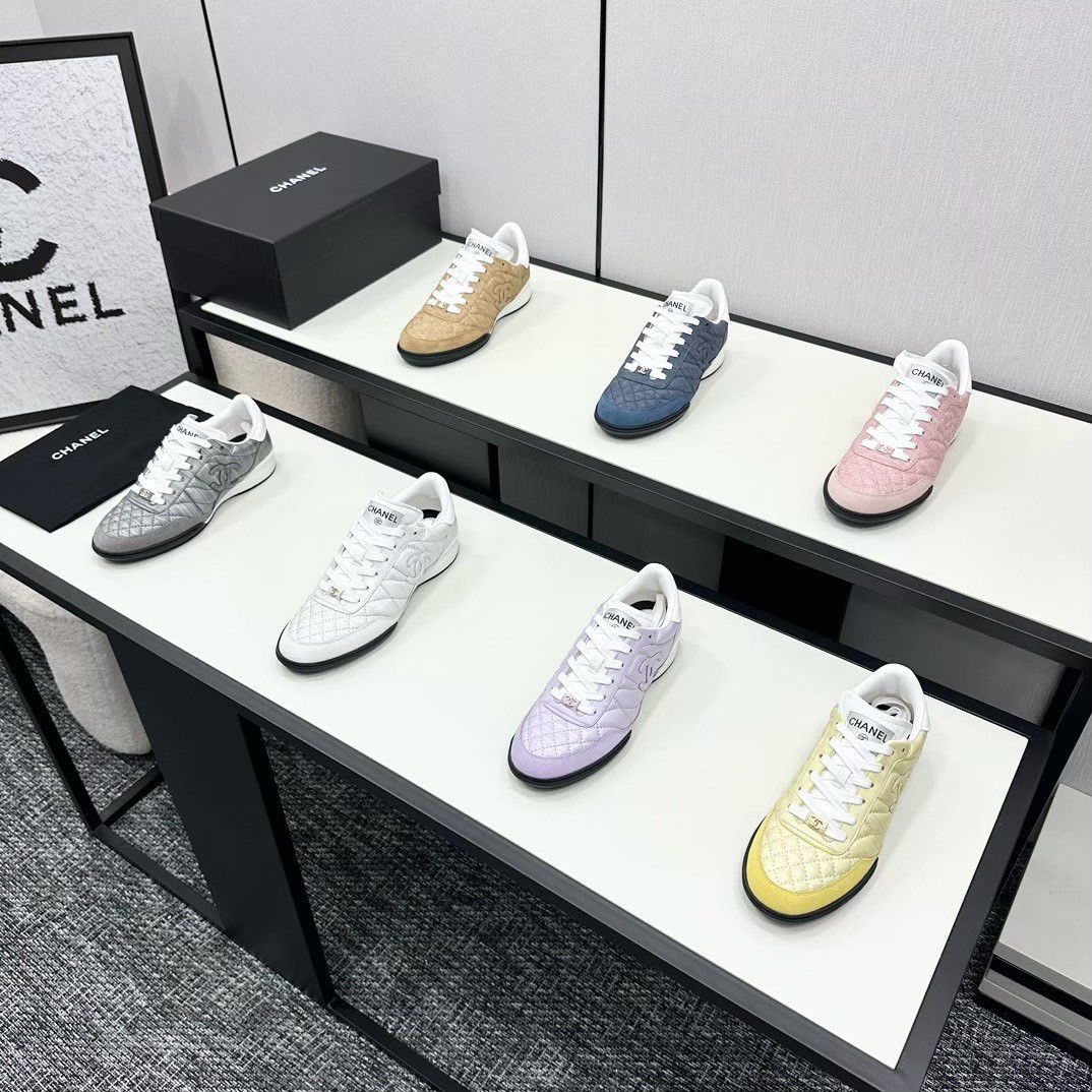 各品牌款式男女鞋