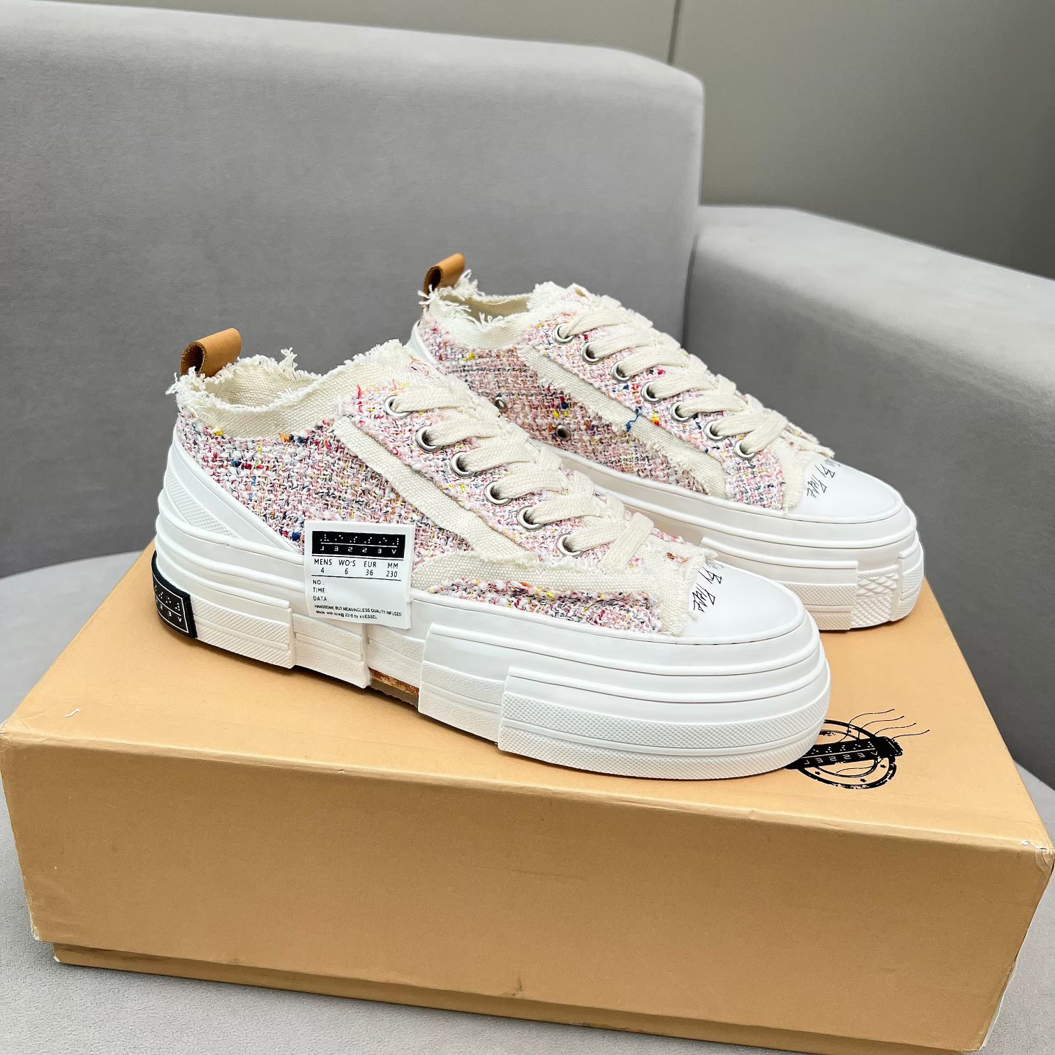 各品牌款式男女鞋