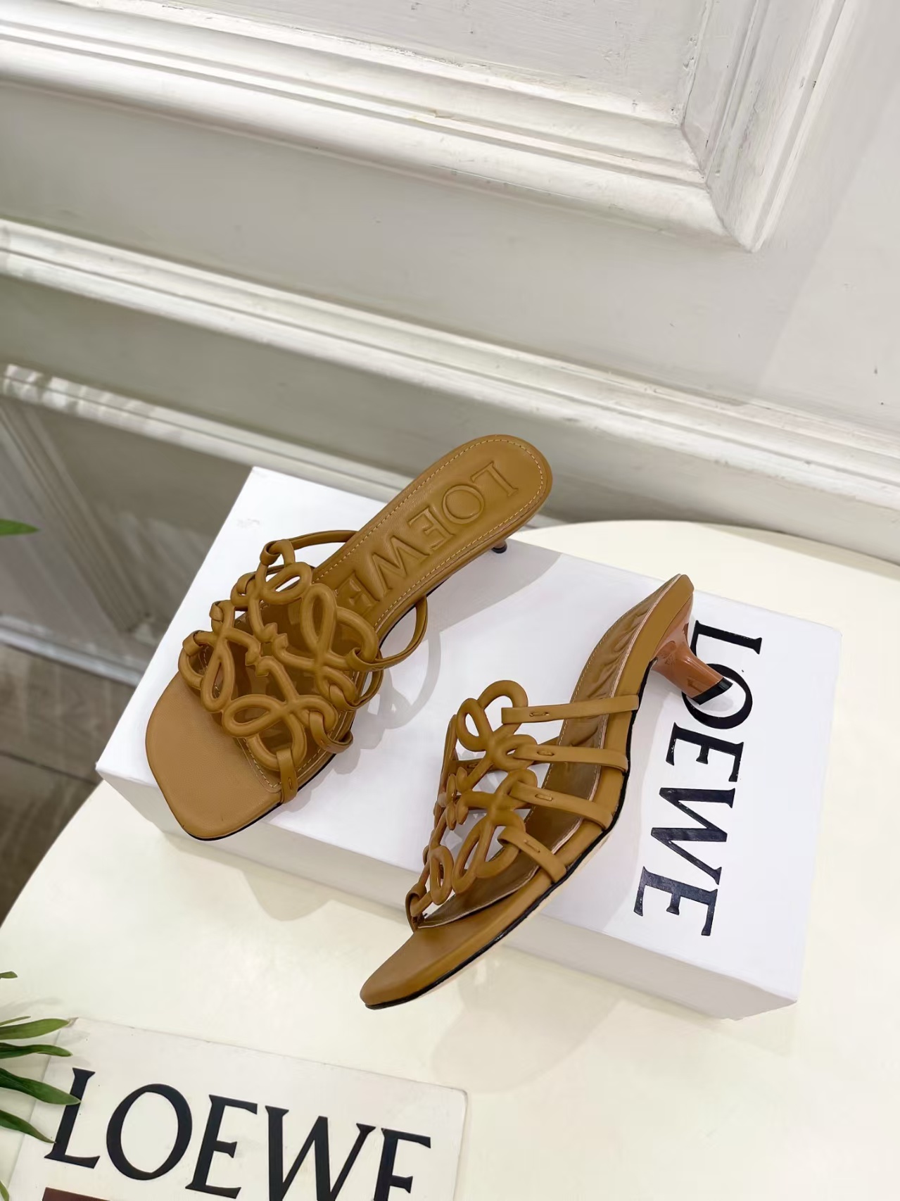 各品牌款式男女拖鞋