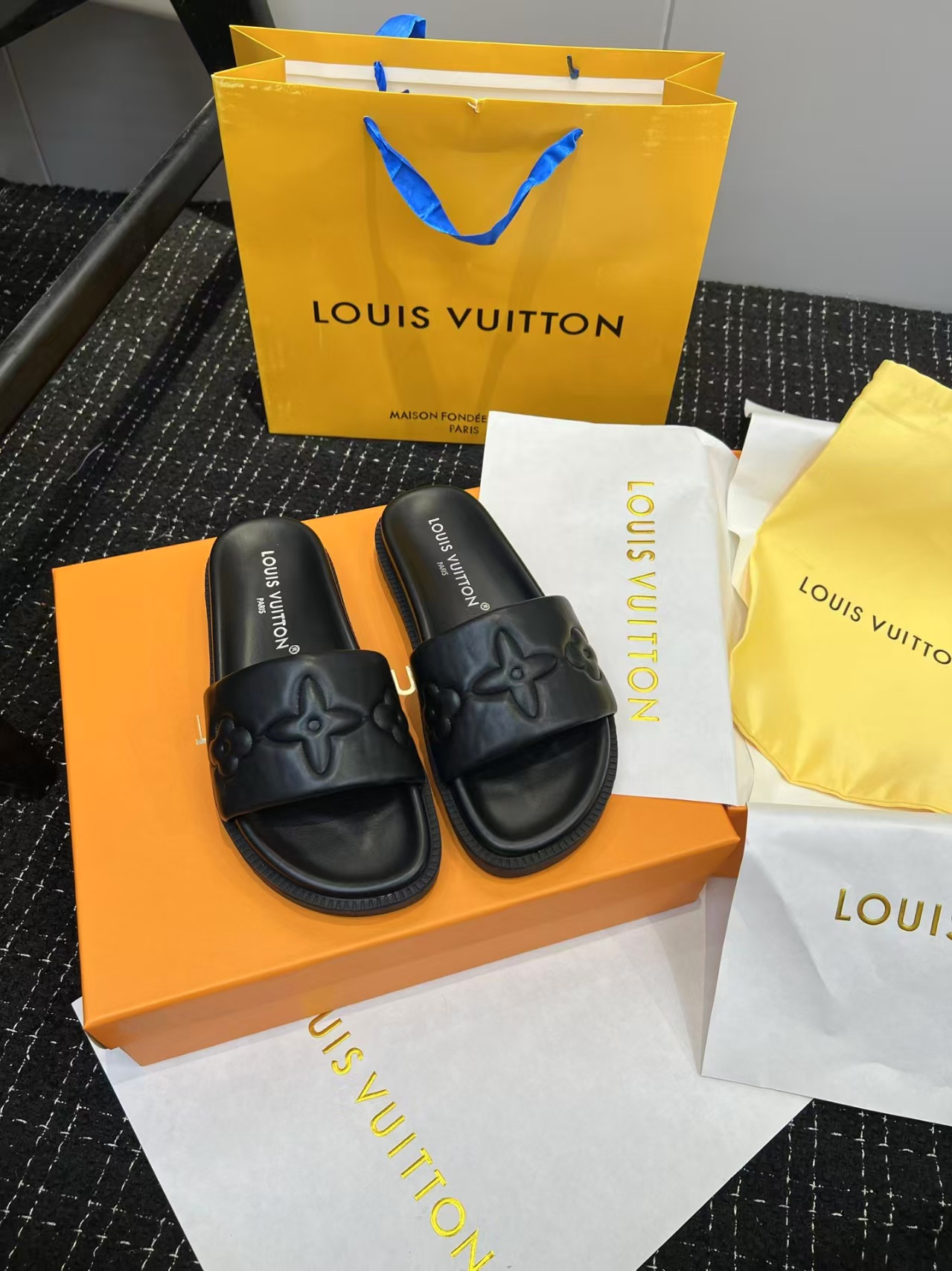 各品牌款式男女拖鞋