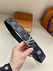 各品牌款式男女皮帶