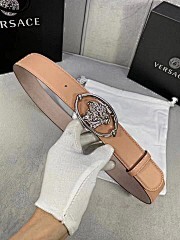 各品牌款式男女皮帶