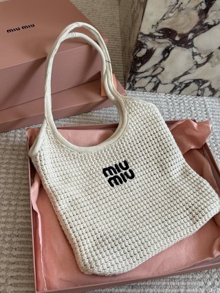 各品牌款式包包