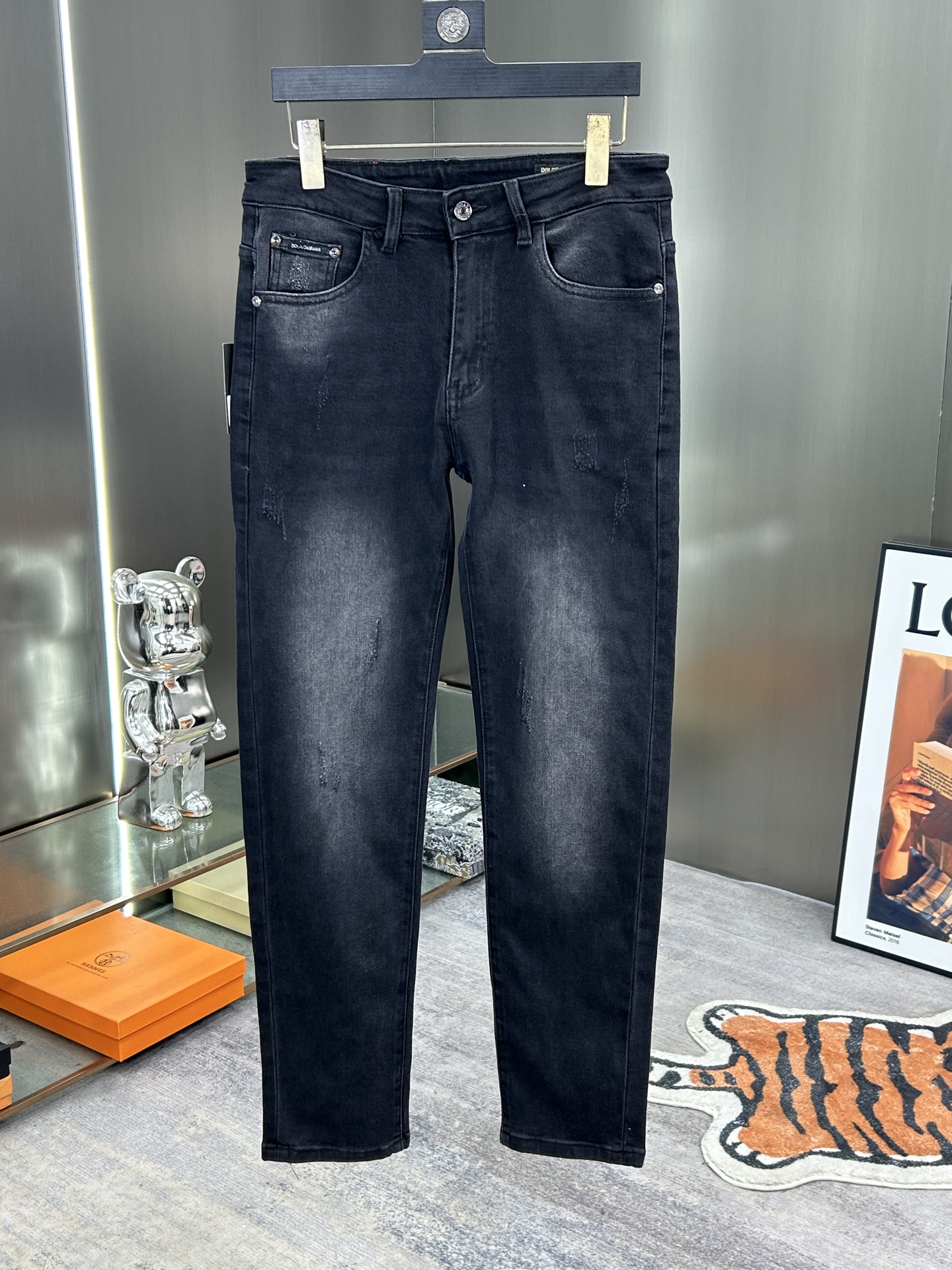 各品牌款式(男女)牛仔褲三共