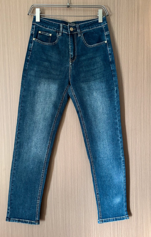 各品牌款式牛仔褲