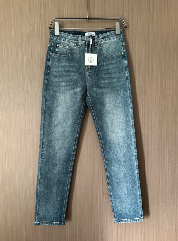 各品牌款式牛仔褲