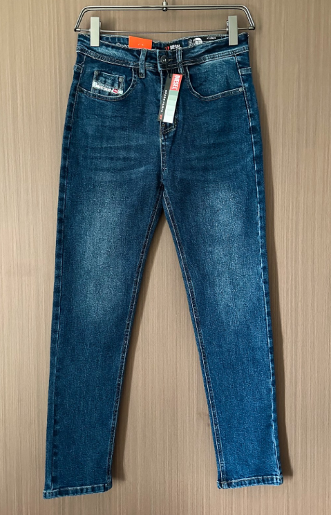 各品牌款式牛仔褲