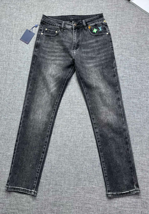 各品牌款式牛仔褲