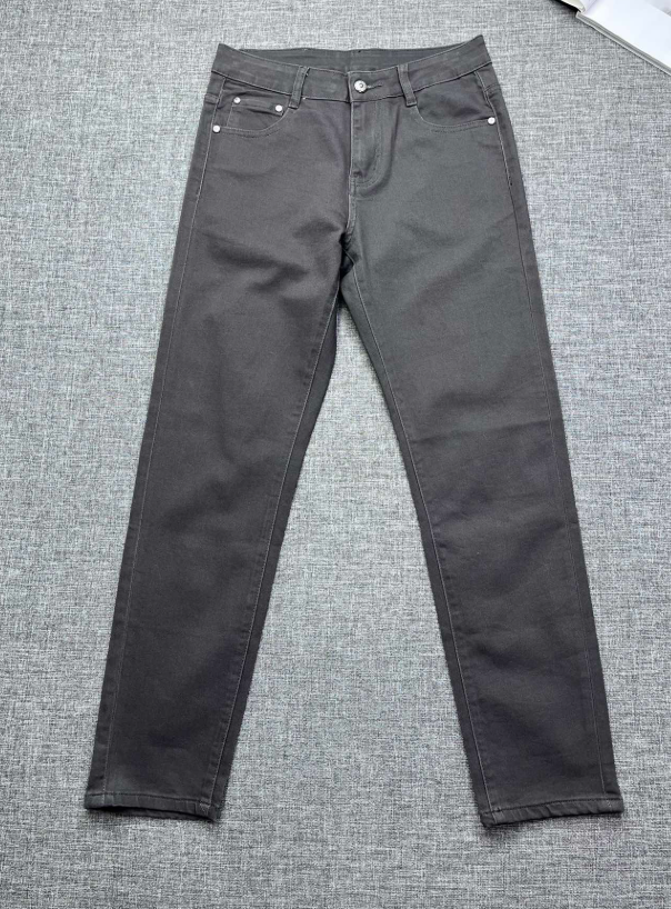 各品牌款式牛仔褲