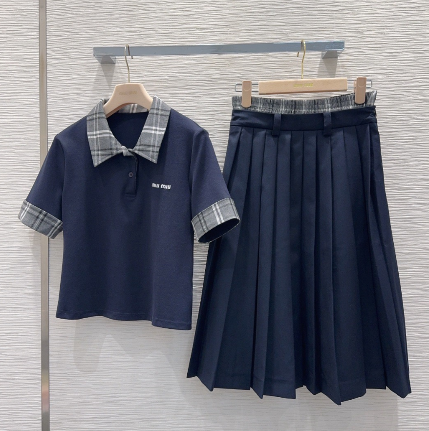 各品牌款式女裝