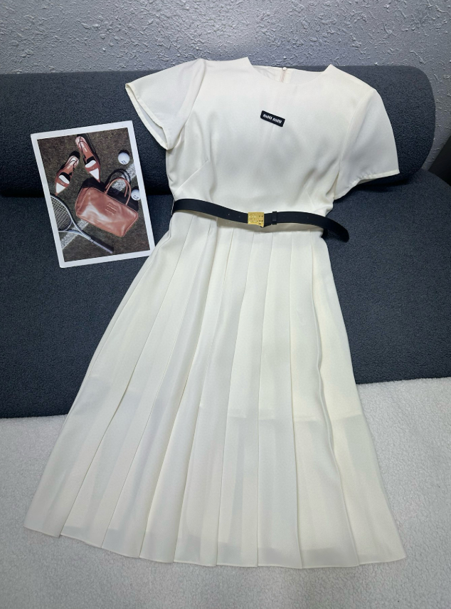 各品牌款式女裝