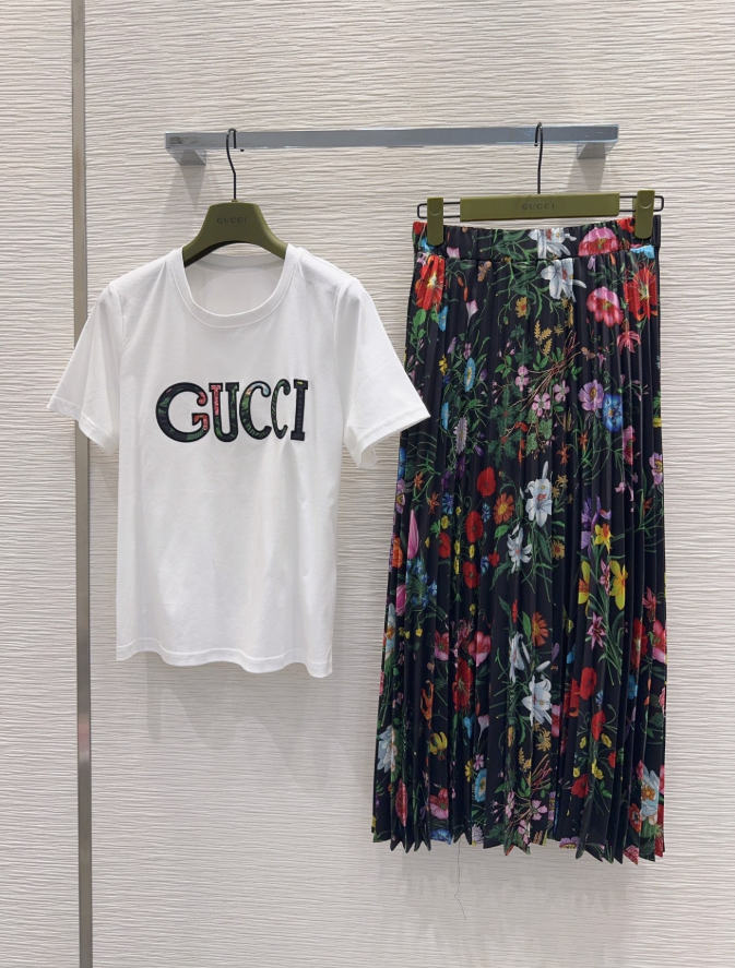 各品牌款式女裝