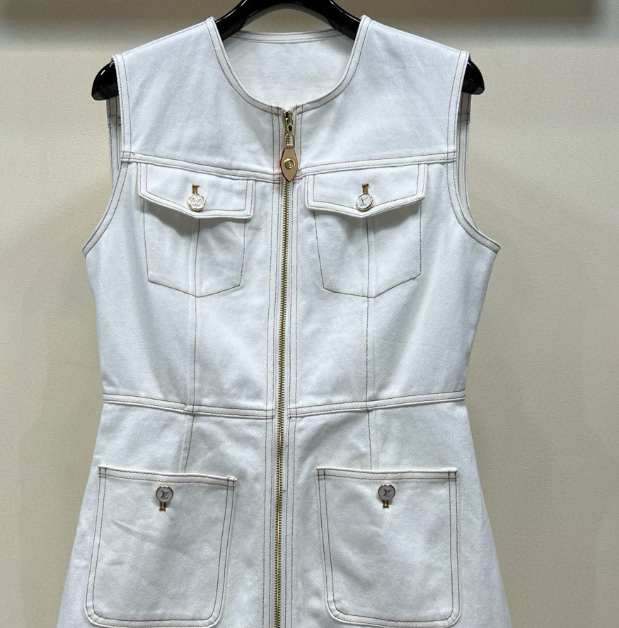 各品牌款式女裝