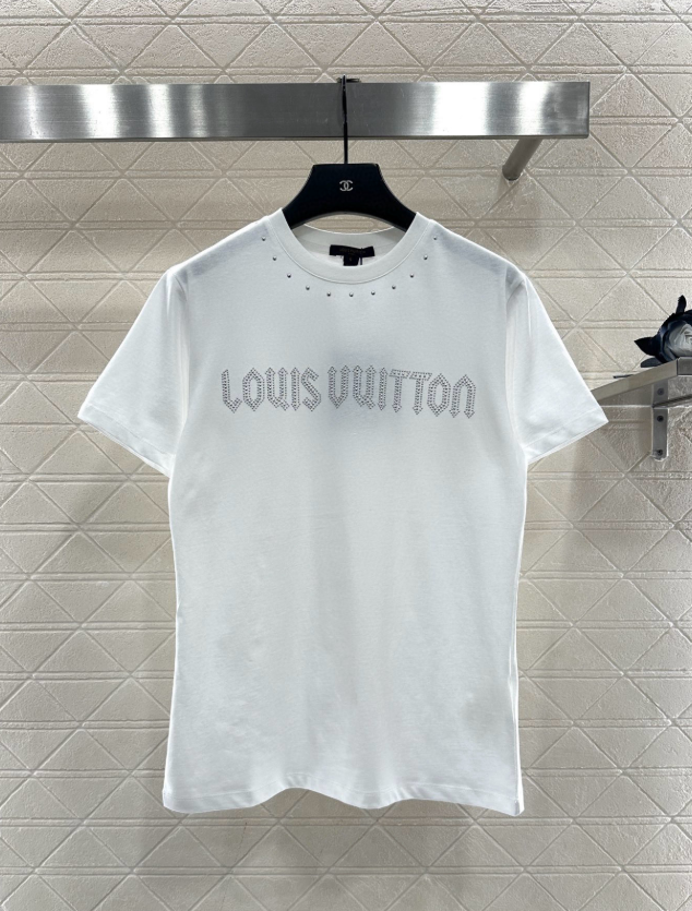 各品牌款式女裝