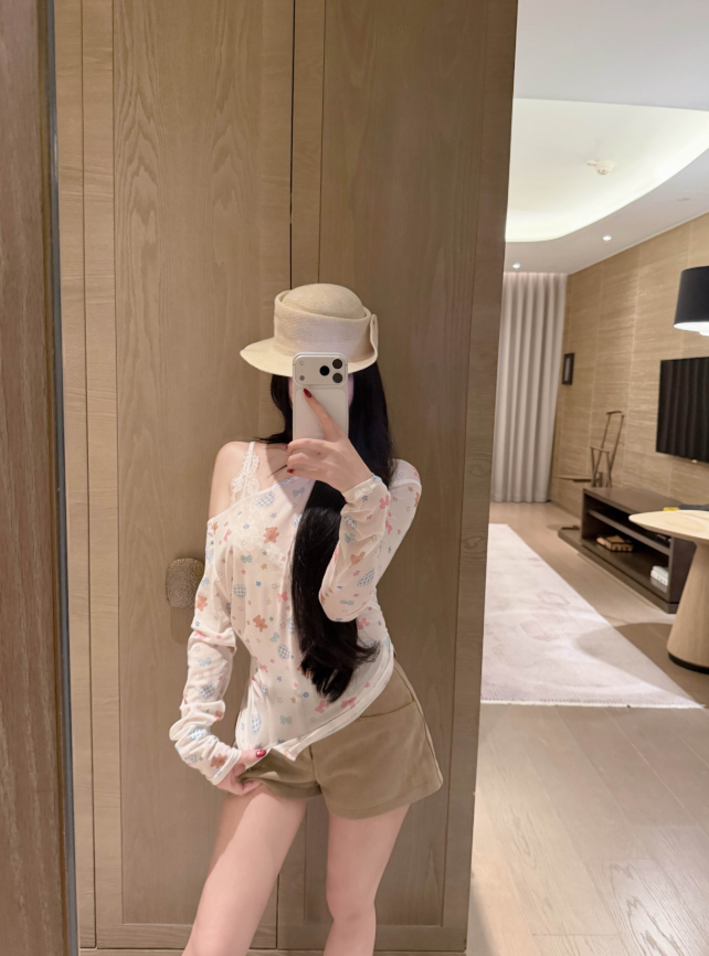 各品牌款式女裝