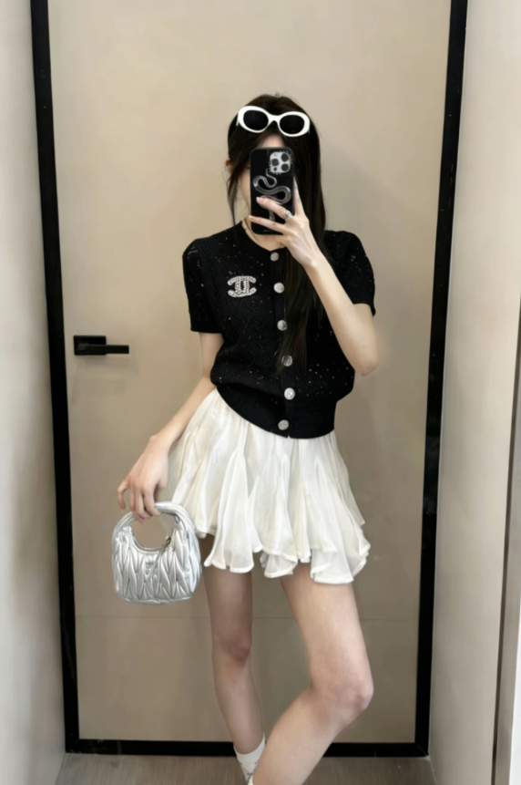 各品牌款式女裝